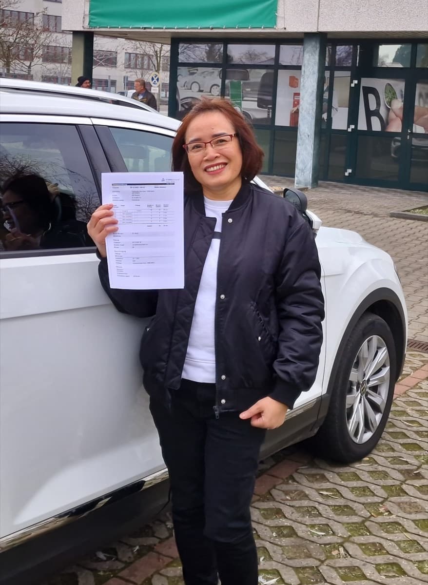 Học viên thi đậu bằng lái thành công